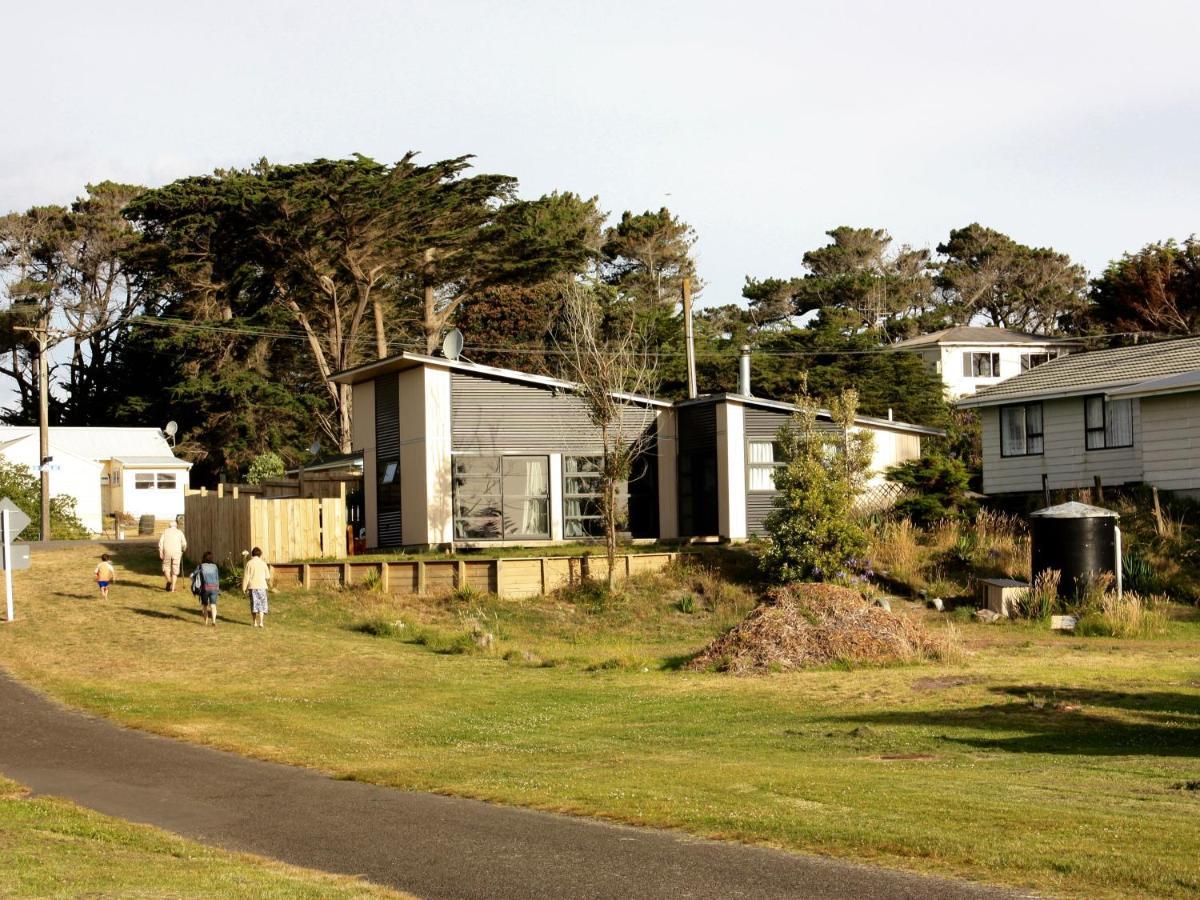 Ponderosa - Waitarere Beach Bach Exterior foto